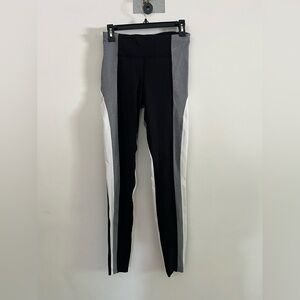 Athleta Crest Colorblock Tight Black Gray White Leggings Size Small